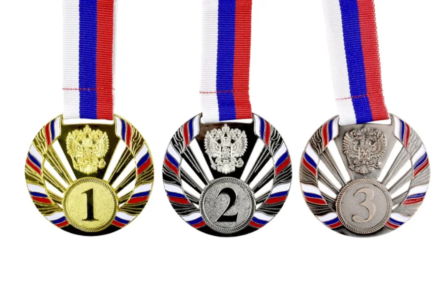 Медаль d-65мм 65-04-22 золото